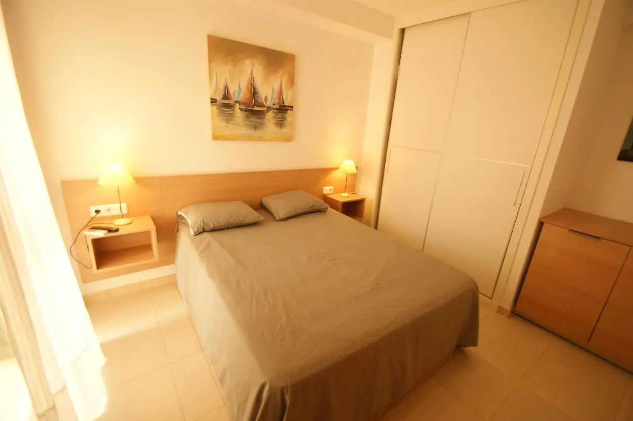 Apartamento En Vera A 300 M De La Playa, Con Patio Y Salida Directa A Calle 0*,  Spain